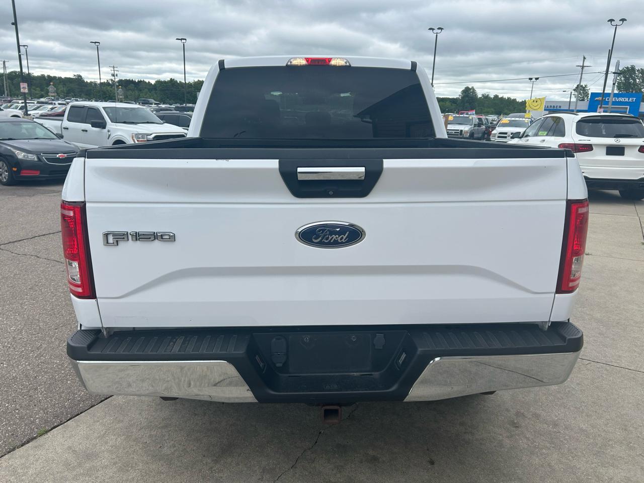 Ford F-150 4WD SuperCrew 139" XLT 2015