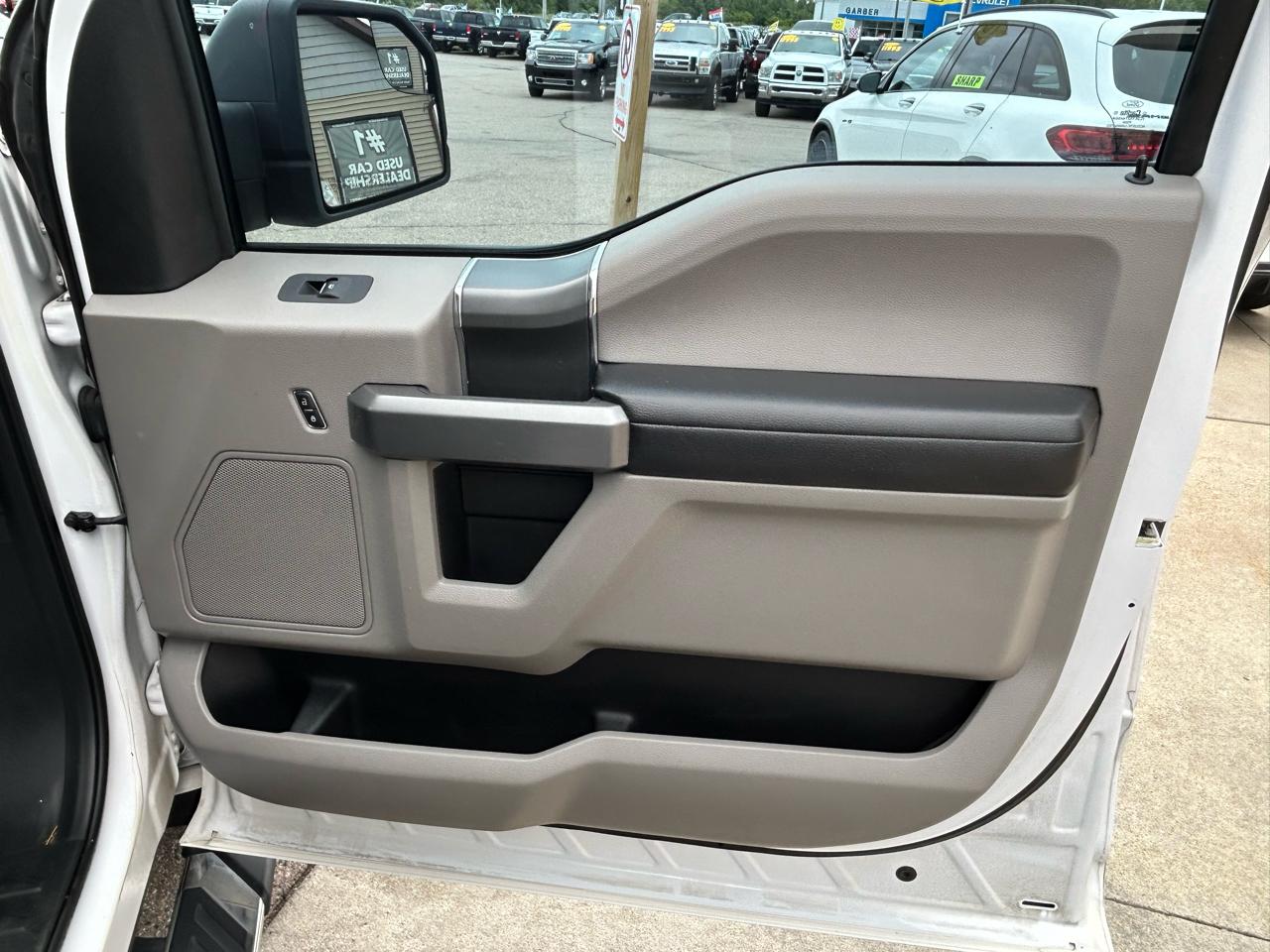 Ford F-150 4WD SuperCrew 139" XLT 2015