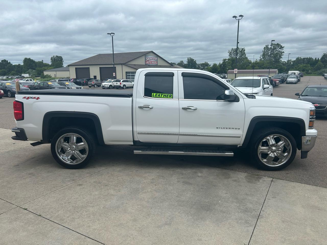 Chevrolet Silverado 1500 4WD Double Cab 143.5" LTZ w/1LZ 2015