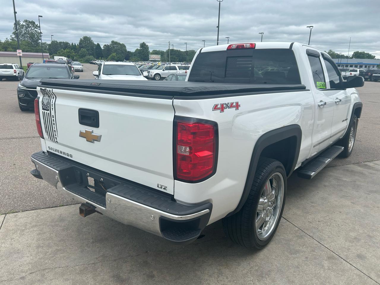 Chevrolet Silverado 1500 4WD Double Cab 143.5" LTZ w/1LZ 2015