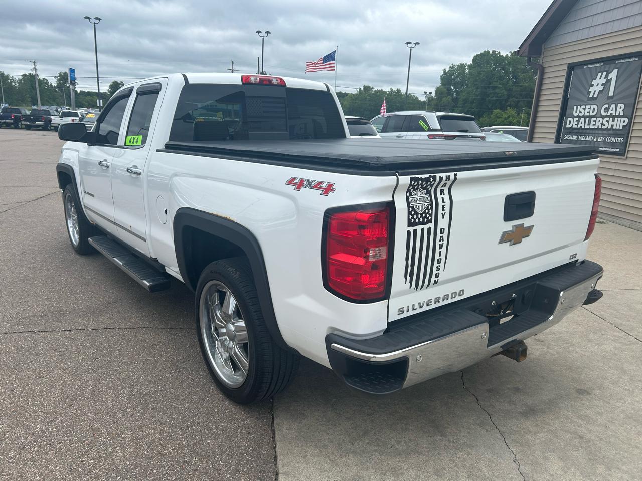 Chevrolet Silverado 1500 4WD Double Cab 143.5" LTZ w/1LZ 2015