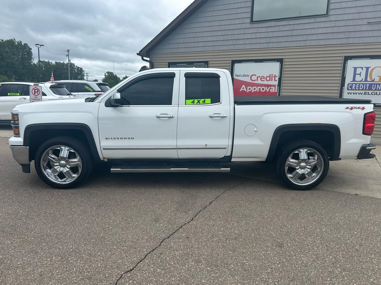 Chevrolet Silverado 1500 4WD Double Cab 143.5" LTZ w/1LZ 2015
