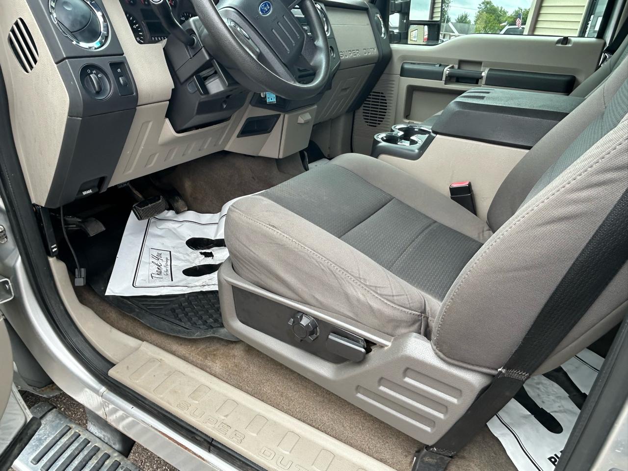 Ford Super Duty F-250 SRW 4WD Crew Cab 156" XLT 2010