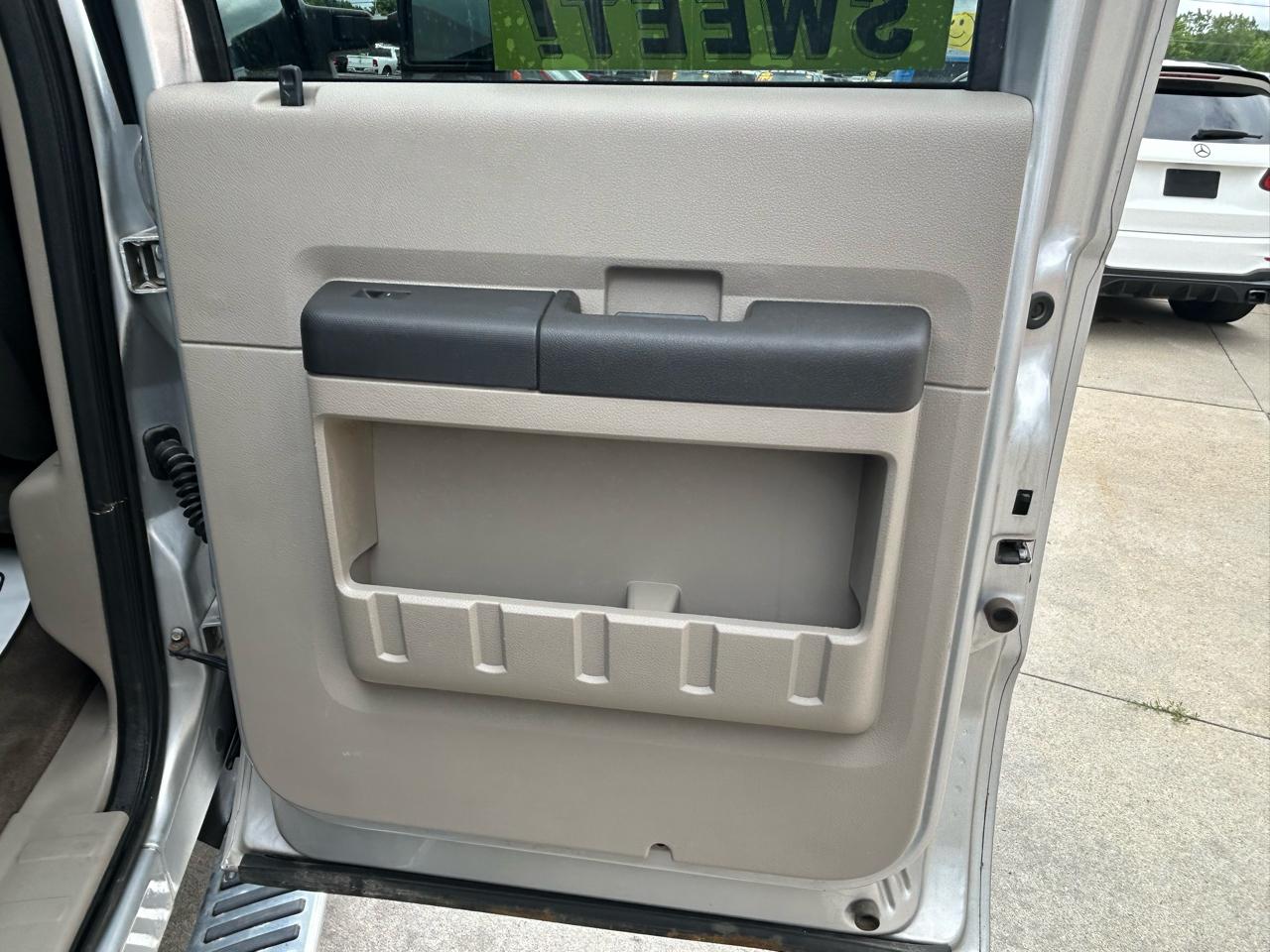 Ford Super Duty F-250 SRW 4WD Crew Cab 156" XLT 2010