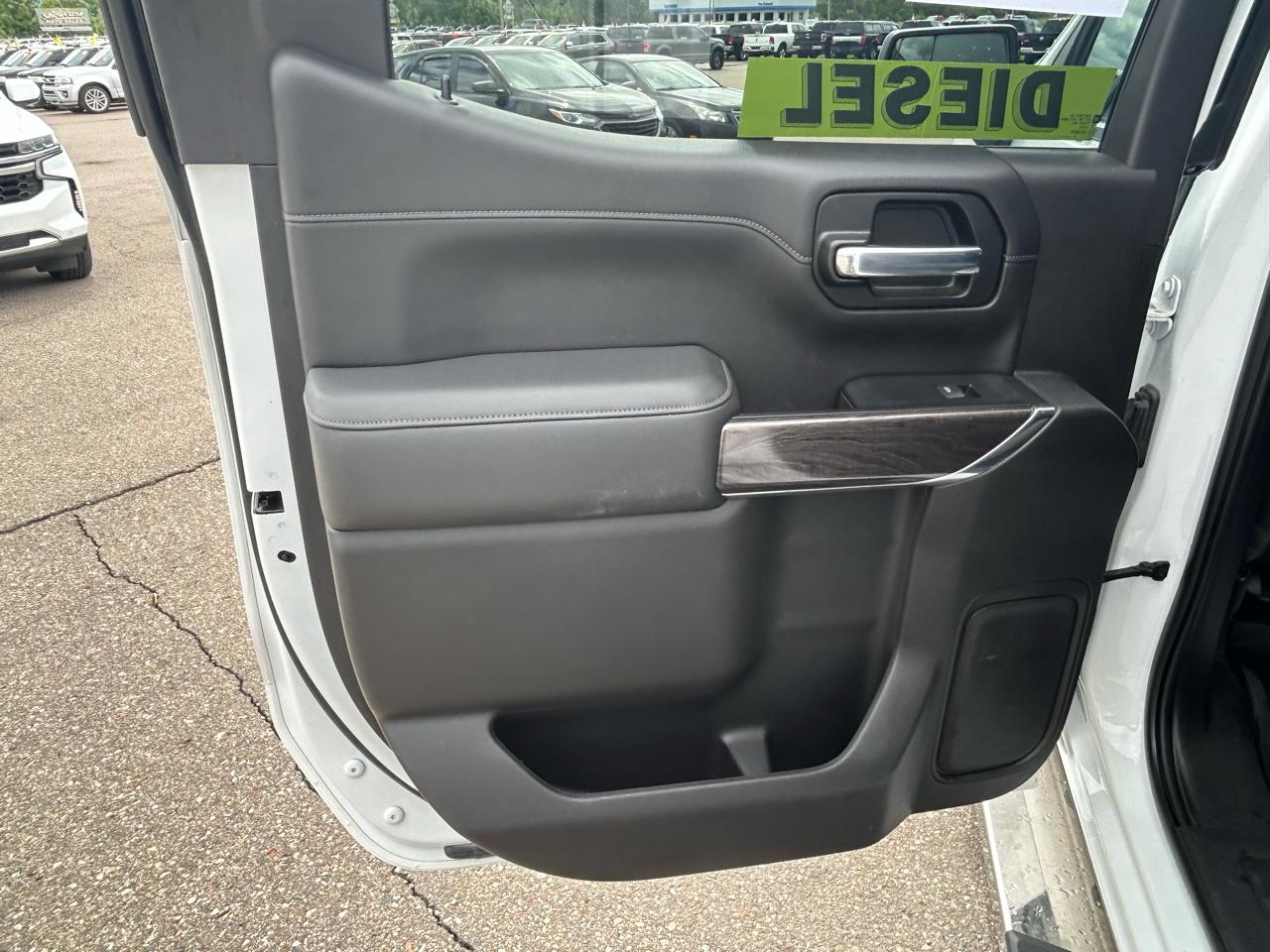 Chevrolet Silverado 1500 4WD Crew Cab 147" LTZ 2020