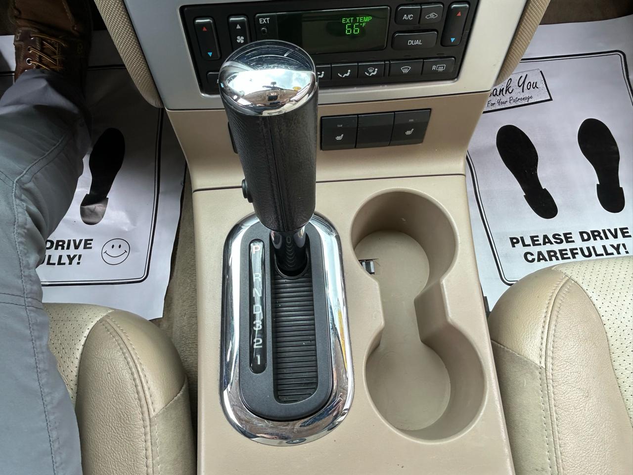 Mercury Mountaineer AWD 4dr V6 2007