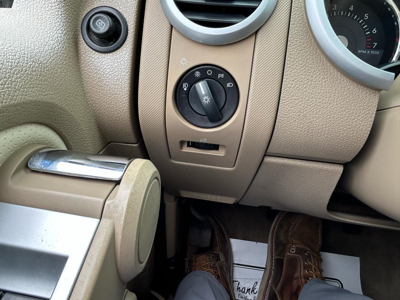 Mercury Mountaineer AWD 4dr V6 2007