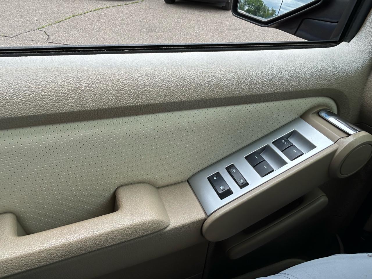 Mercury Mountaineer AWD 4dr V6 2007