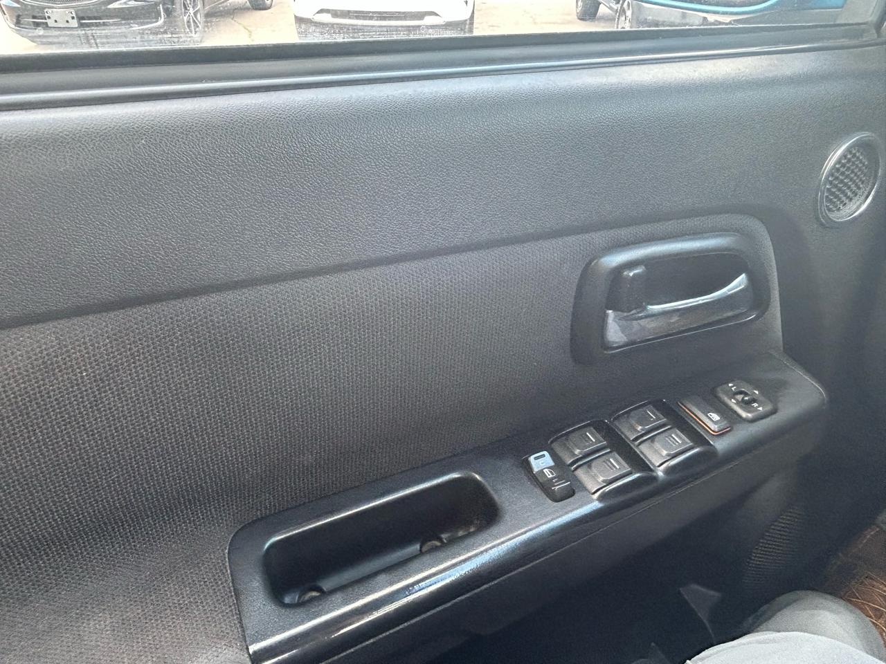 Chevrolet Colorado 4WD Crew Cab LT w/2LT 2012