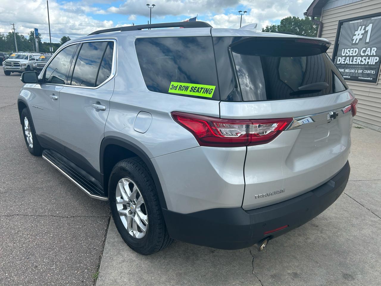 Chevrolet Traverse FWD 4dr LT Cloth w/1LT 2019