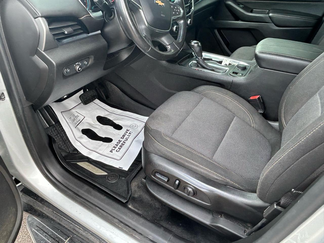 Chevrolet Traverse FWD 4dr LT Cloth w/1LT 2019