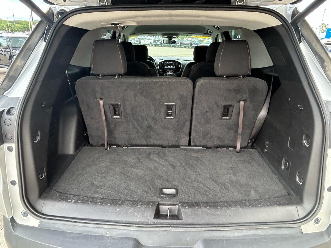 Chevrolet Traverse FWD 4dr LT Cloth w/1LT 2019