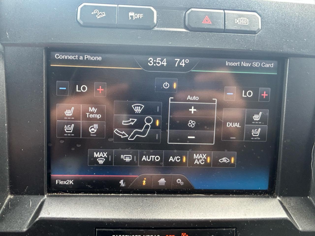 Ford F-150 4WD SuperCrew 145" Platinum 2015