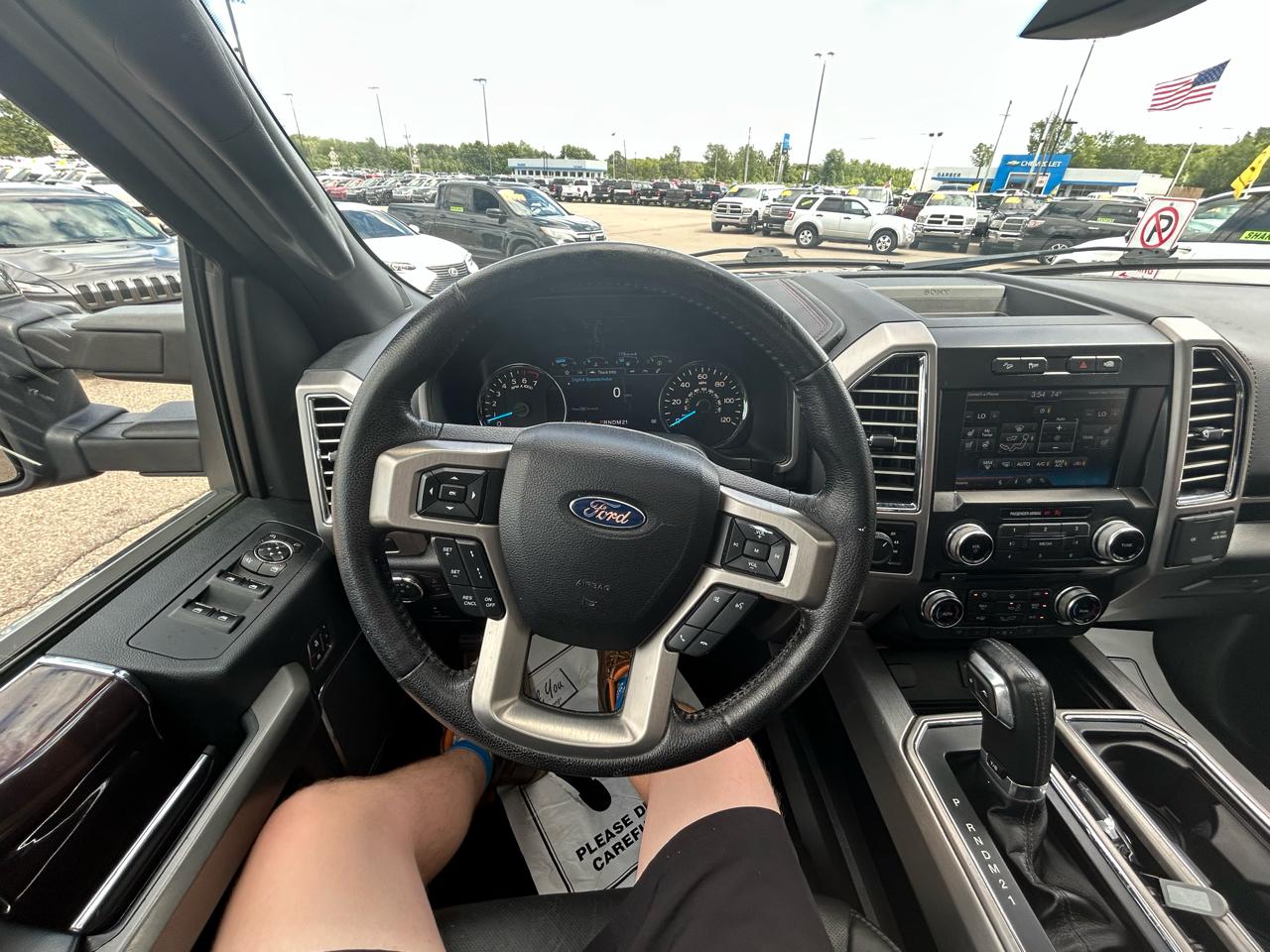 Ford F-150 4WD SuperCrew 145" Platinum 2015