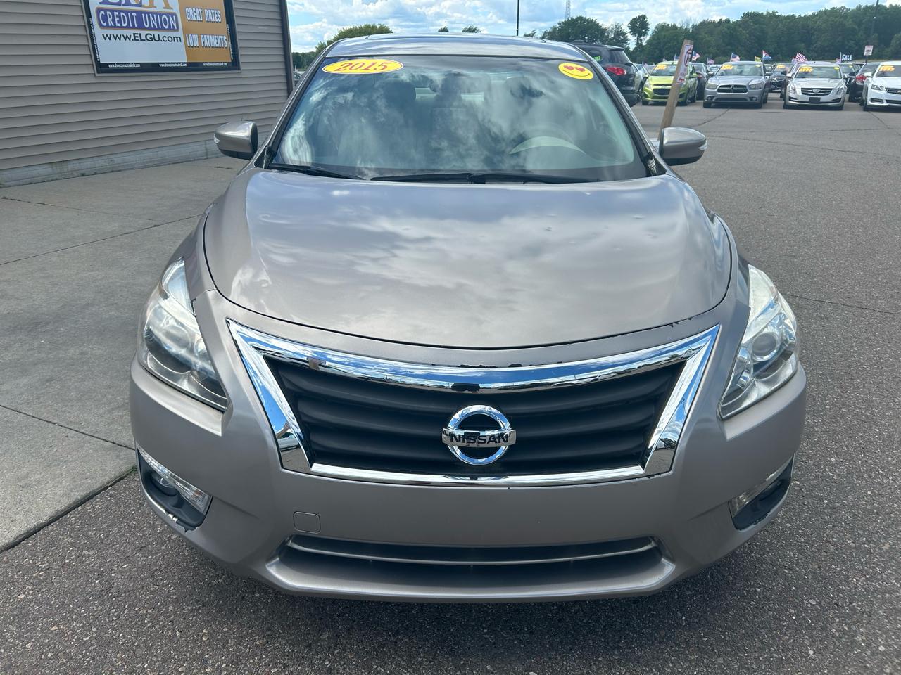 Nissan Altima 4dr Sdn I4 2.5 SL 2015
