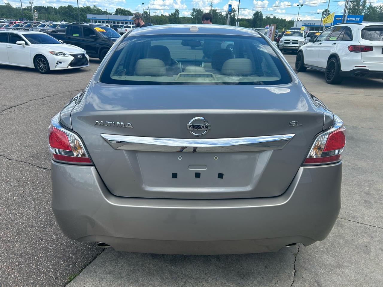 Nissan Altima 4dr Sdn I4 2.5 SL 2015