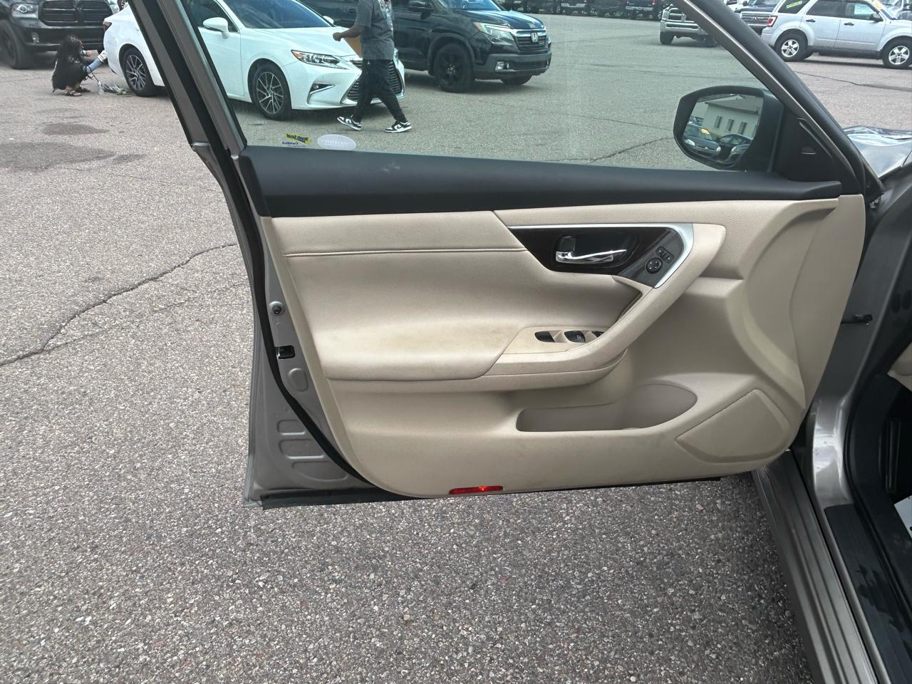 Nissan Altima 4dr Sdn I4 2.5 SL 2015