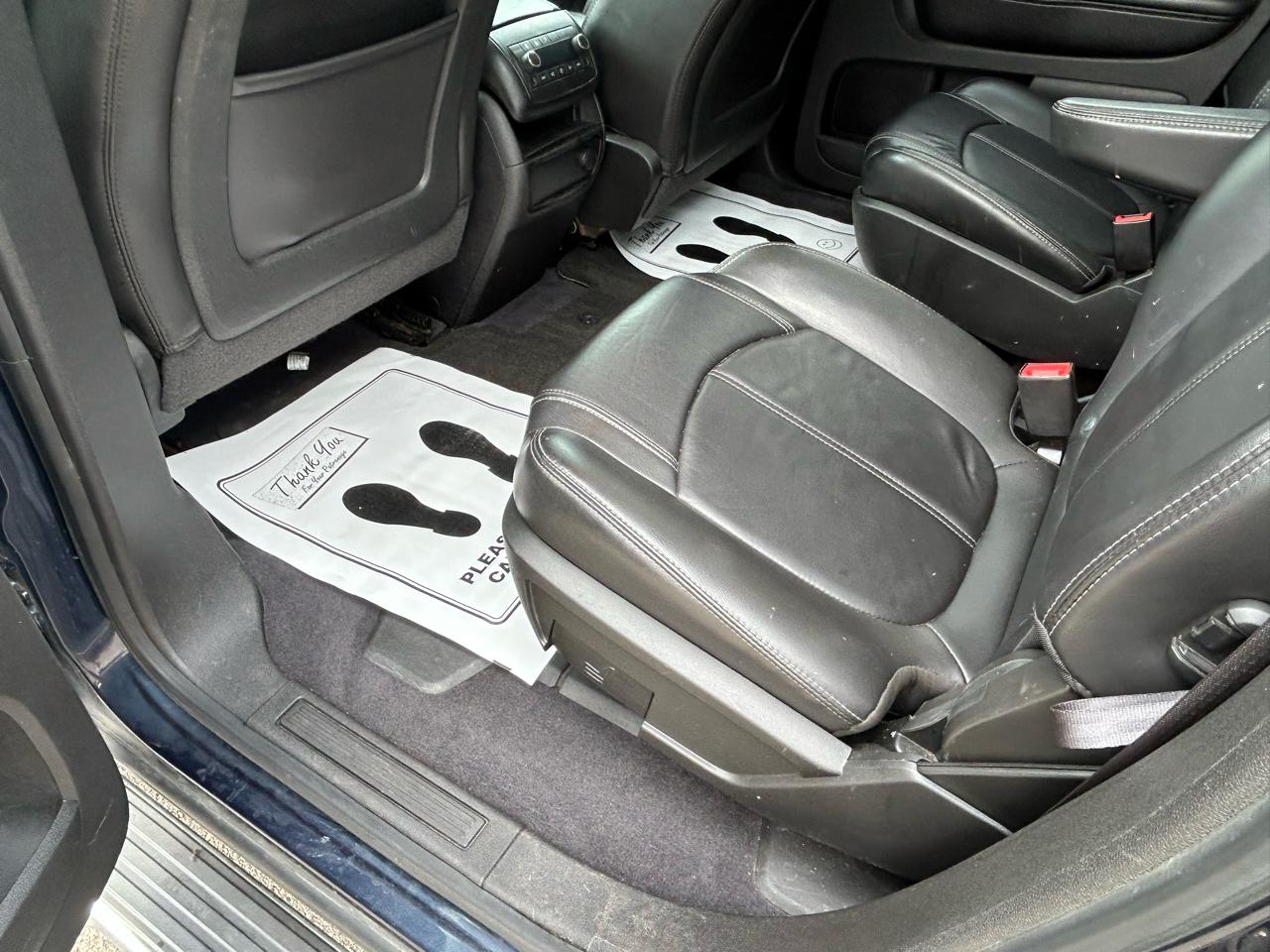 Chevrolet Traverse AWD 4dr LT w/2LT 2012