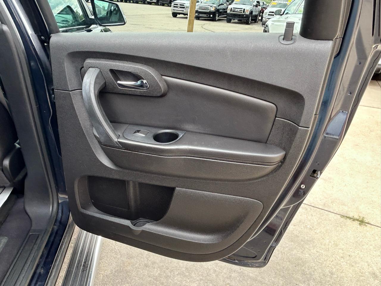 Chevrolet Traverse AWD 4dr LT w/2LT 2012