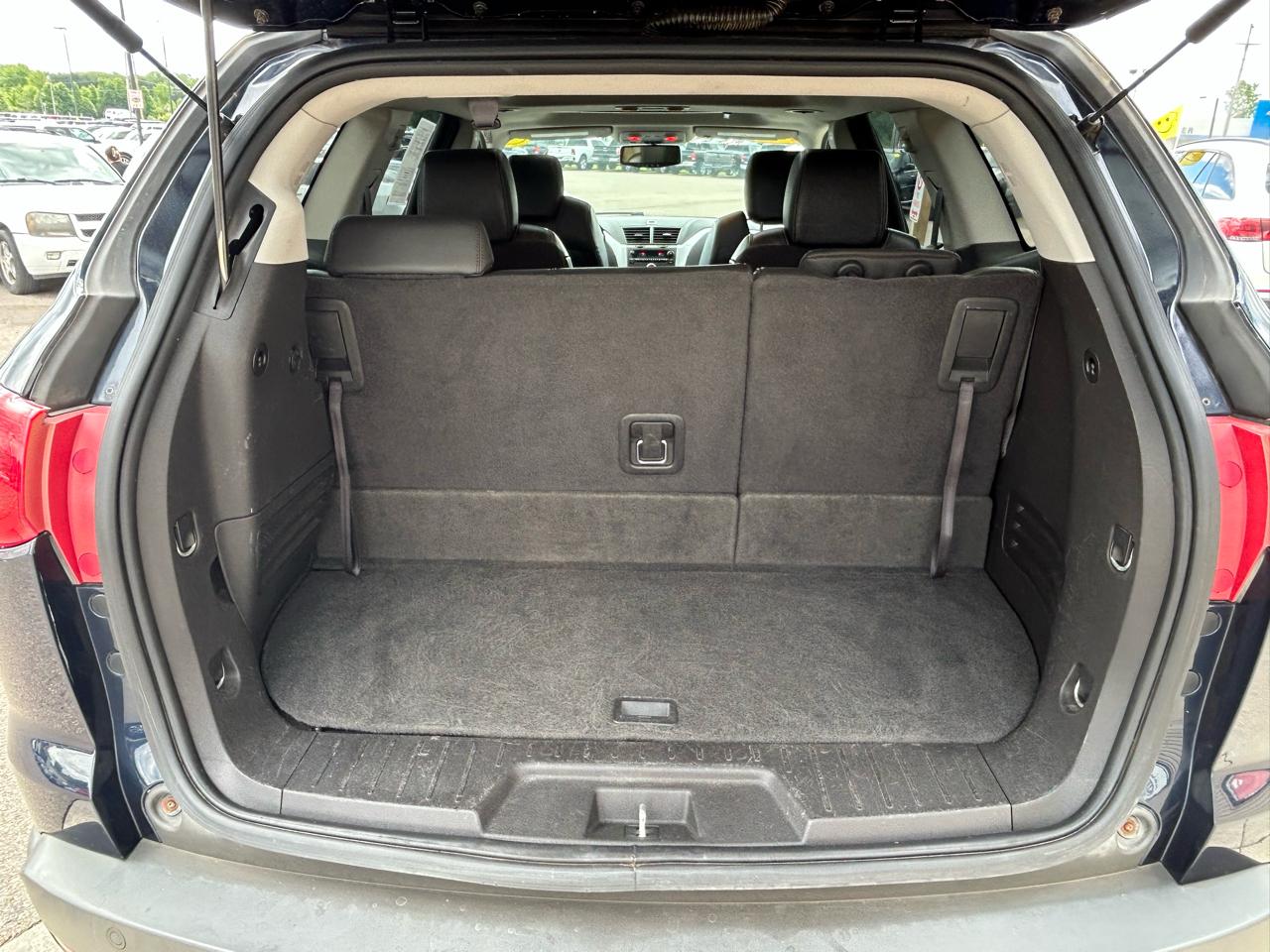 Chevrolet Traverse AWD 4dr LT w/2LT 2012
