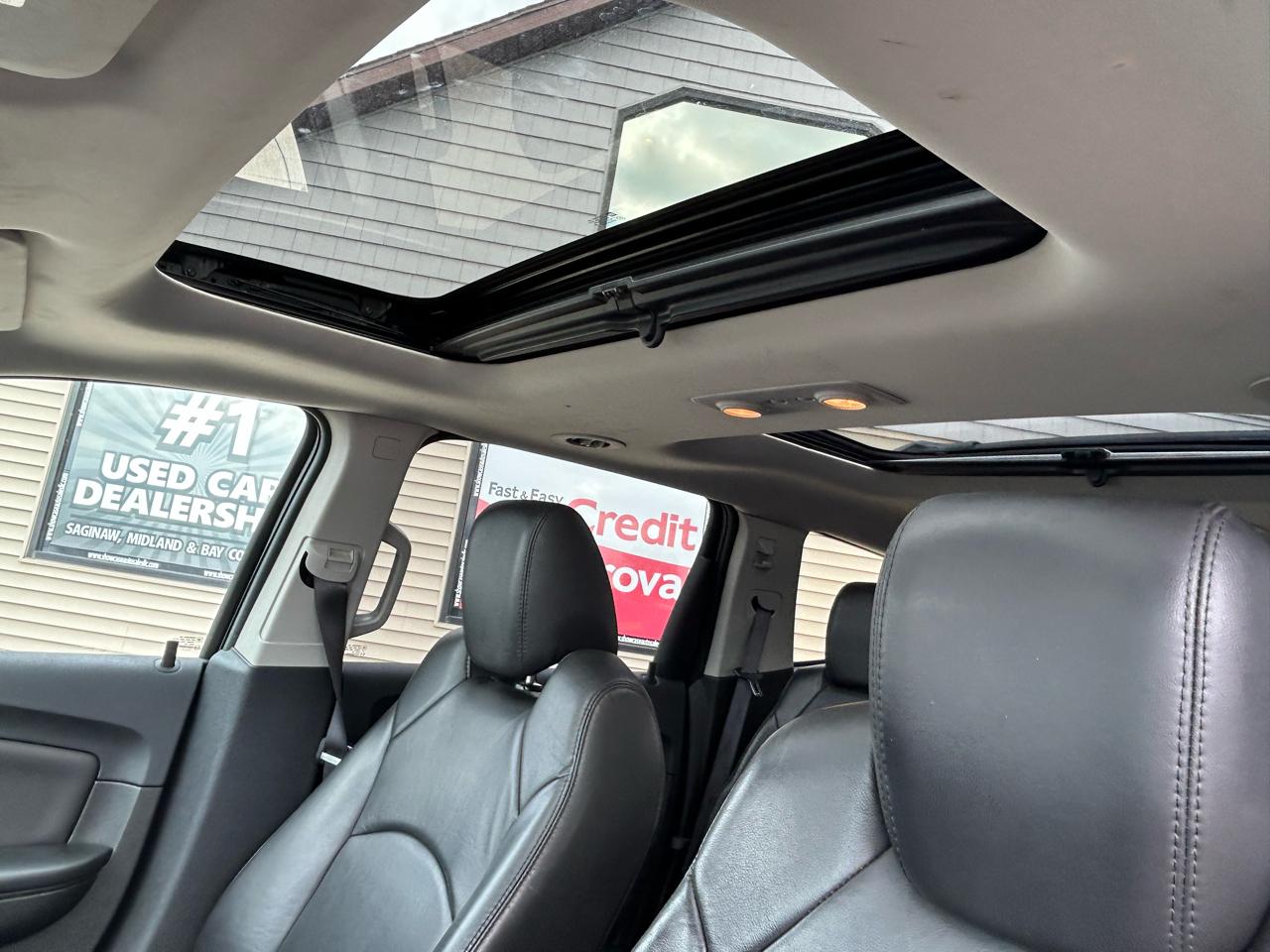 Chevrolet Traverse AWD 4dr LT w/2LT 2012