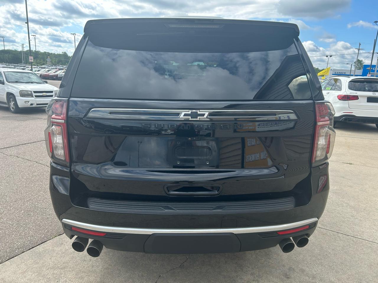 Chevrolet Suburban 4WD 4dr High Country 2021