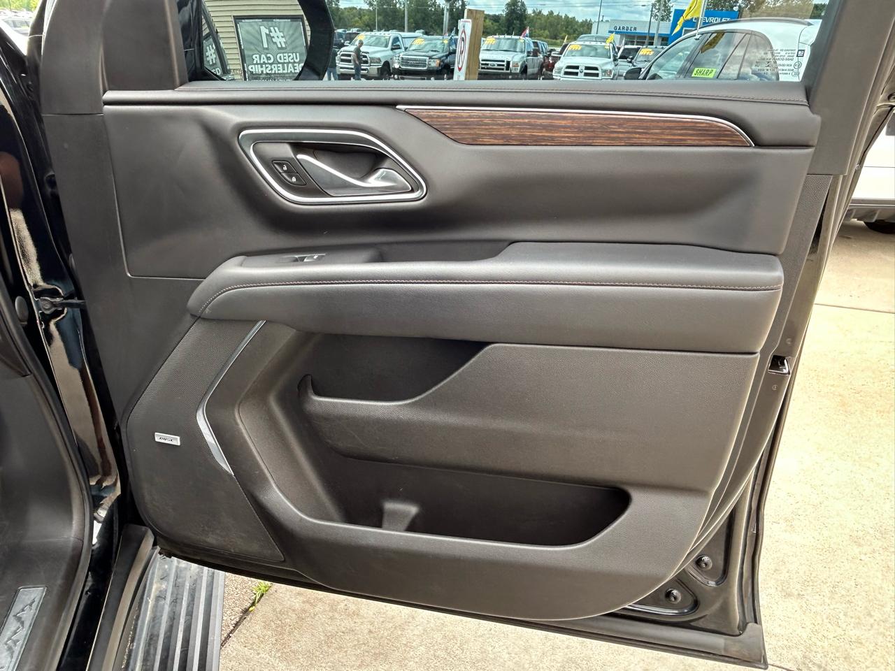 Chevrolet Suburban 4WD 4dr High Country 2021