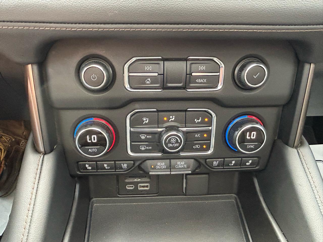 Chevrolet Suburban 4WD 4dr High Country 2021