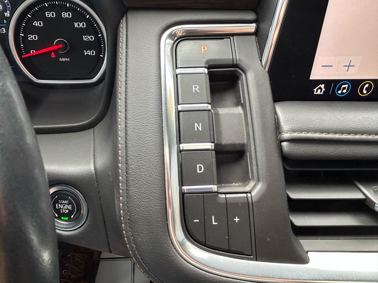 Chevrolet Suburban 4WD 4dr High Country 2021