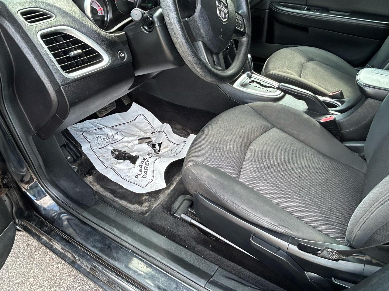 Dodge Avenger 4dr Sdn 2014