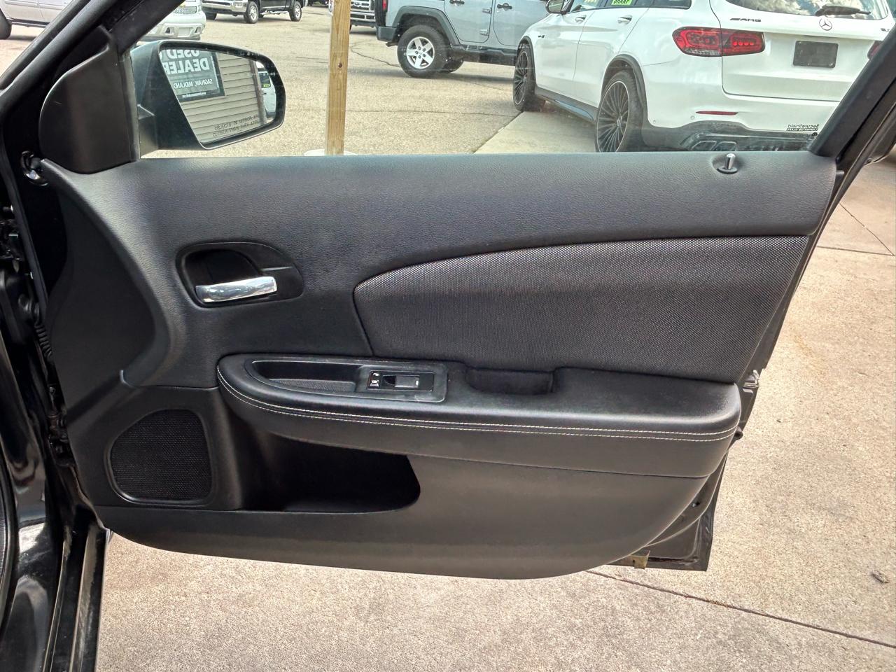 Dodge Avenger 4dr Sdn 2014