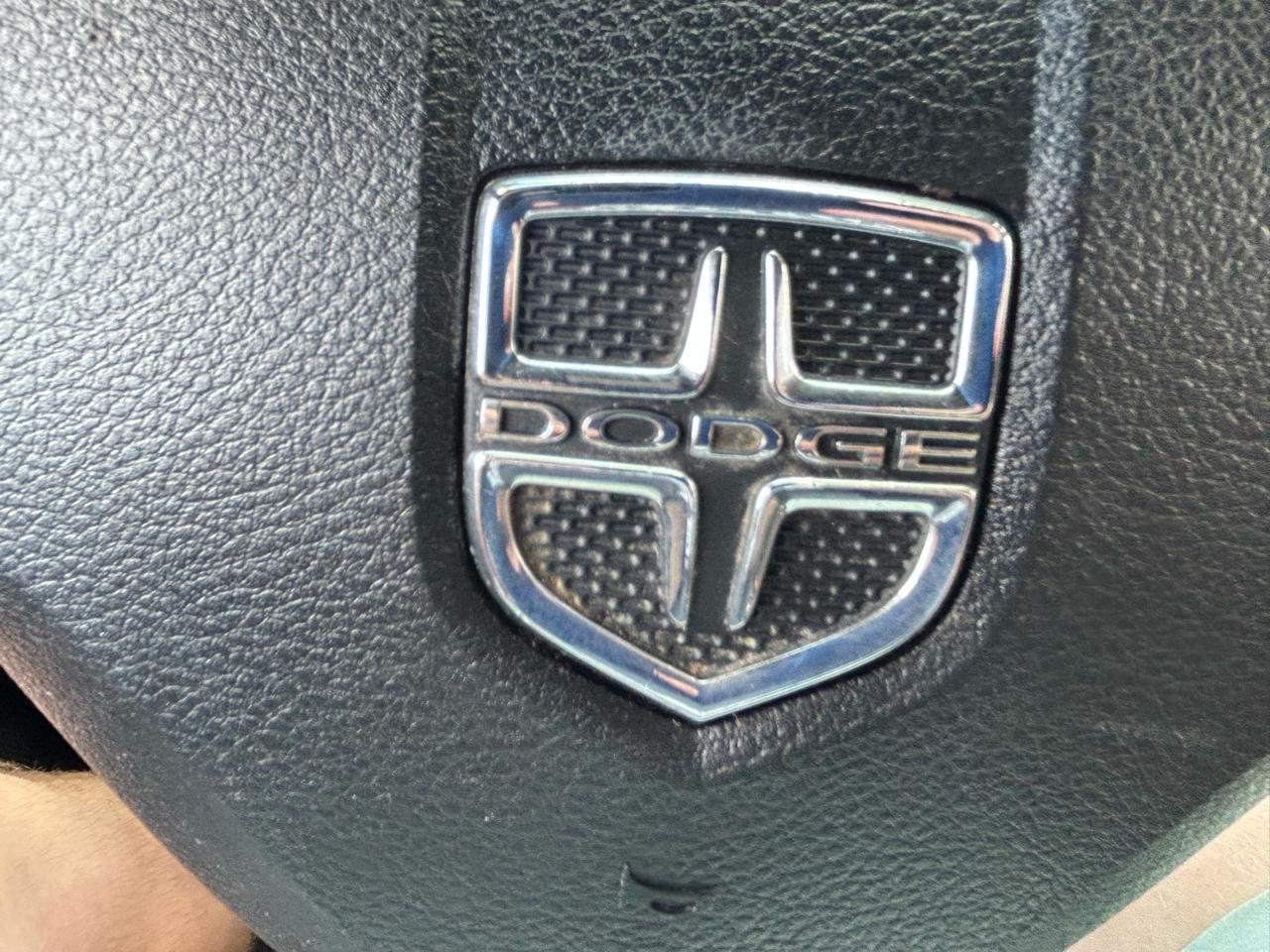 Dodge Avenger 4dr Sdn 2014