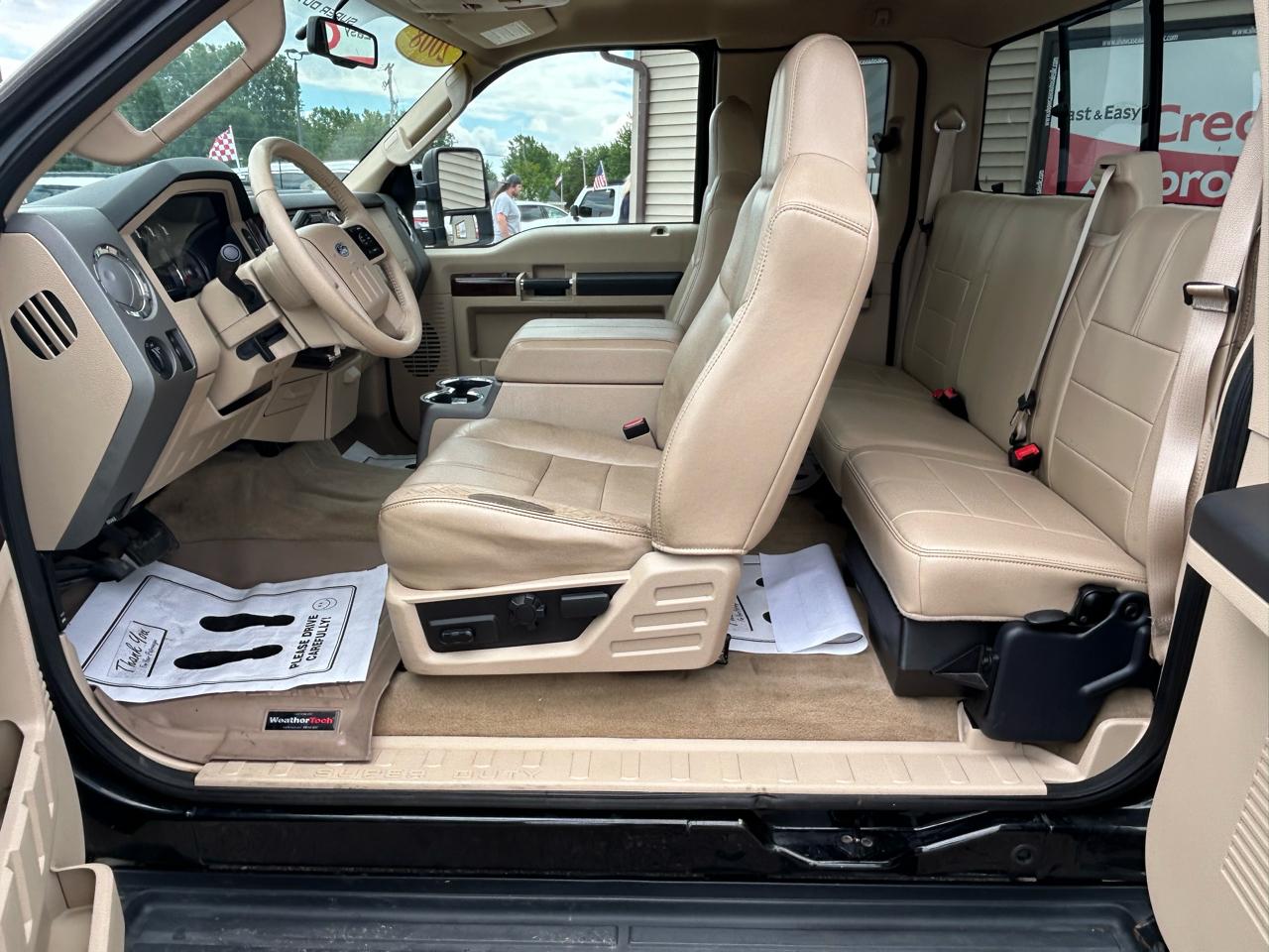 Ford Super Duty F-250 SRW 4WD Crew Cab 156" Lariat 2008