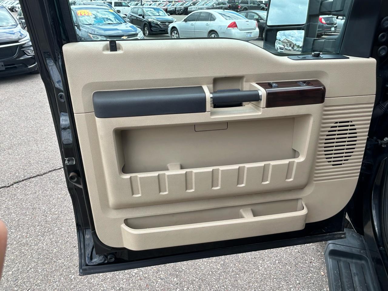 Ford Super Duty F-250 SRW 4WD Crew Cab 156" Lariat 2008