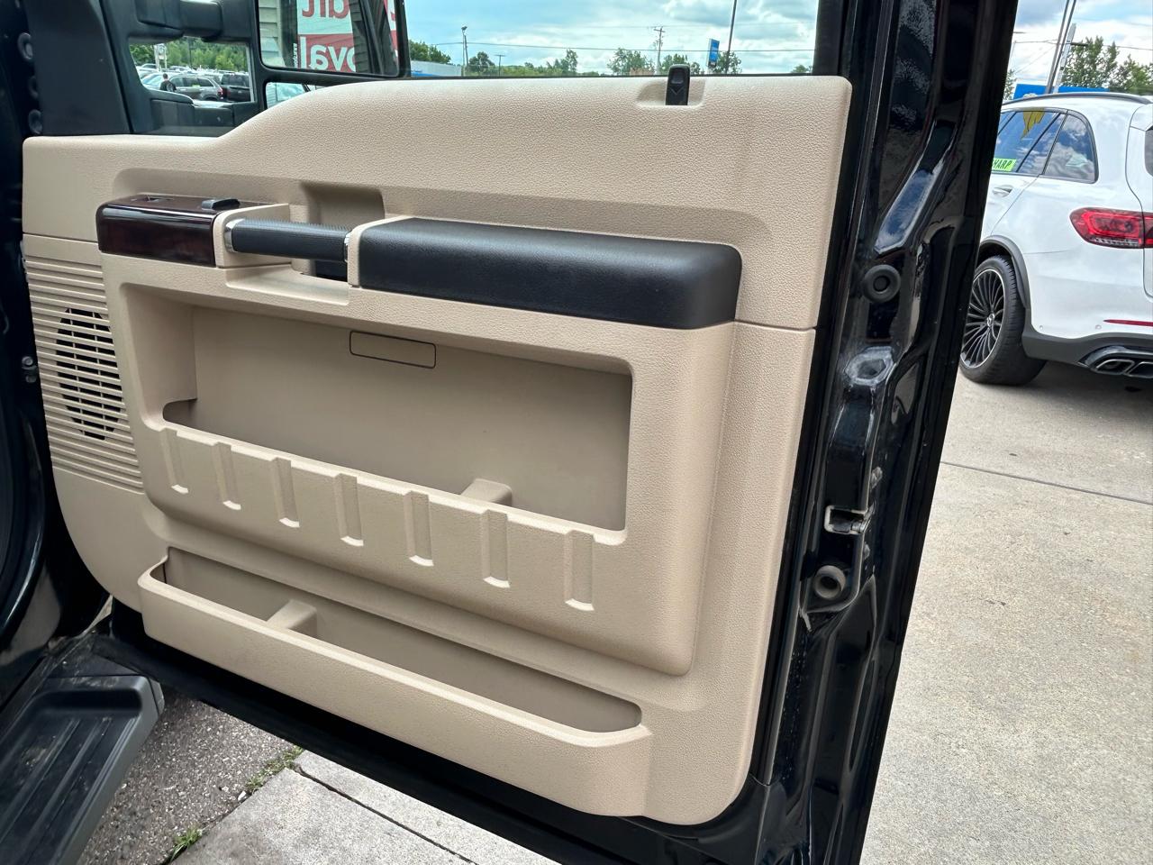Ford Super Duty F-250 SRW 4WD Crew Cab 156" Lariat 2008