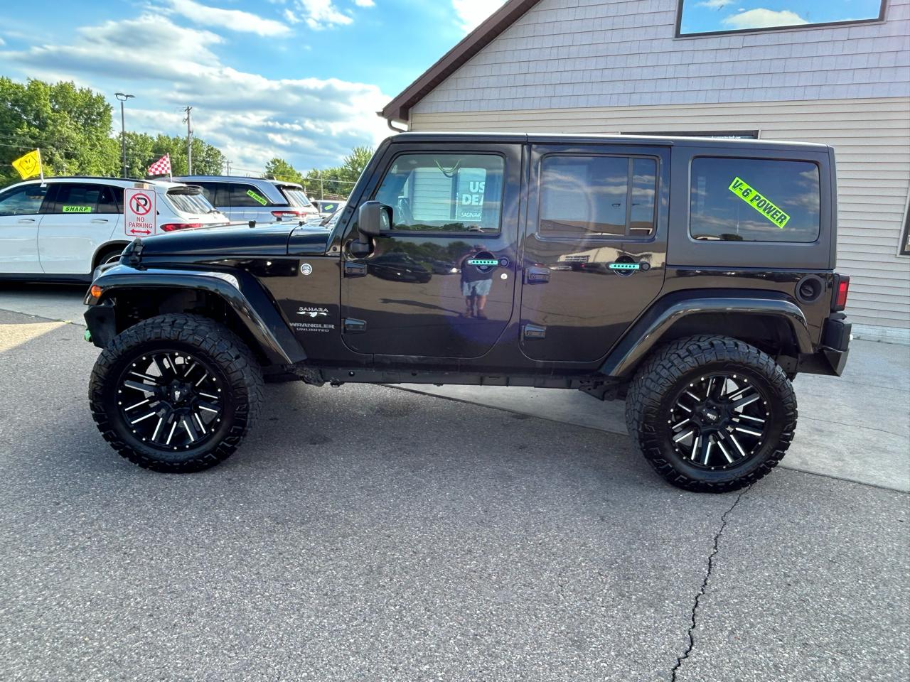 Jeep Wrangler Unlimited 4WD 4dr Sahara 2016