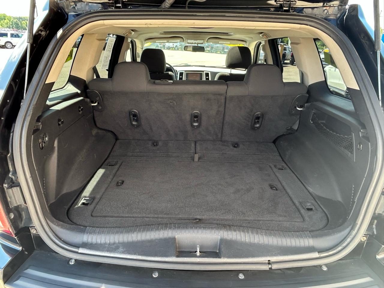 Jeep Grand Cherokee 4WD 4dr Laredo 2010