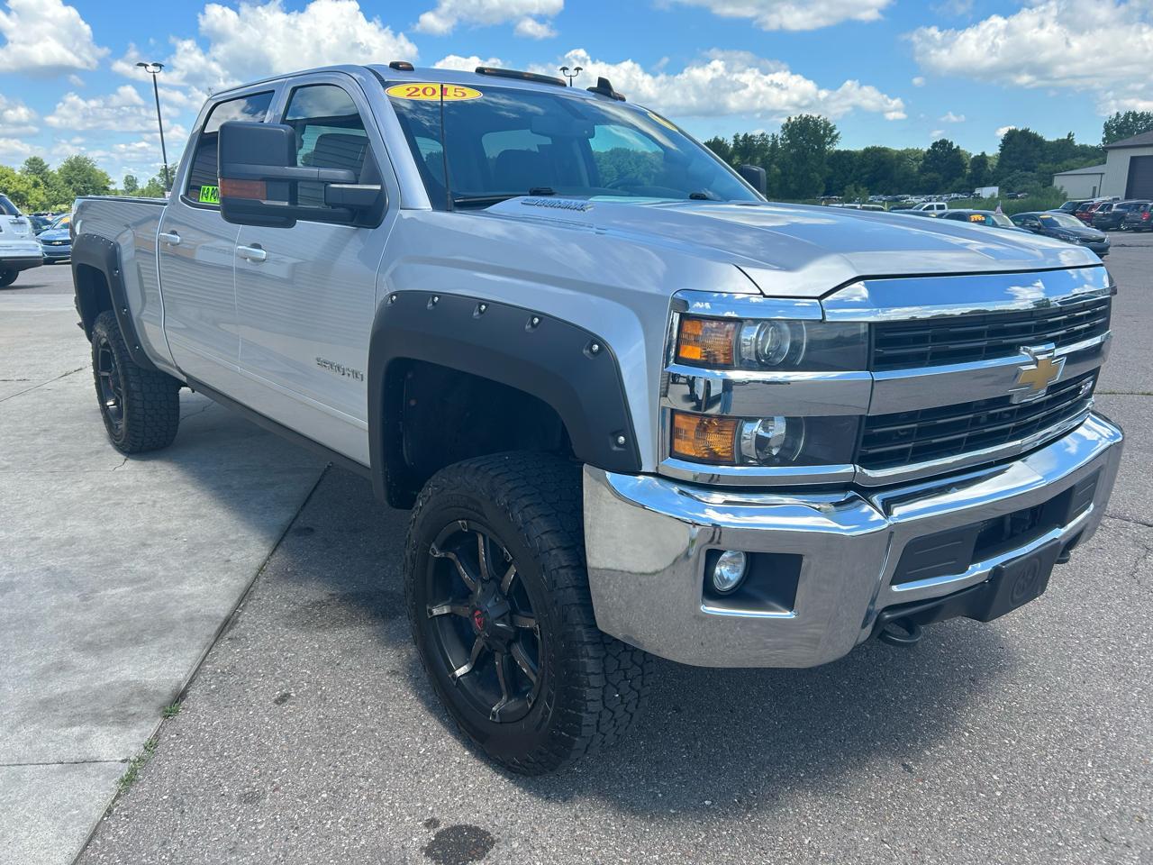Chevrolet Silverado 2500HD Built After Aug 14 4WD Crew Cab 153.7" LT 2015