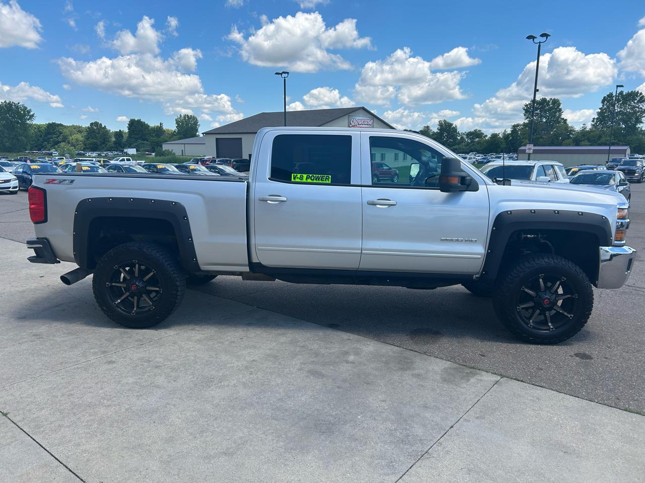 Chevrolet Silverado 2500HD Built After Aug 14 4WD Crew Cab 153.7" LT 2015