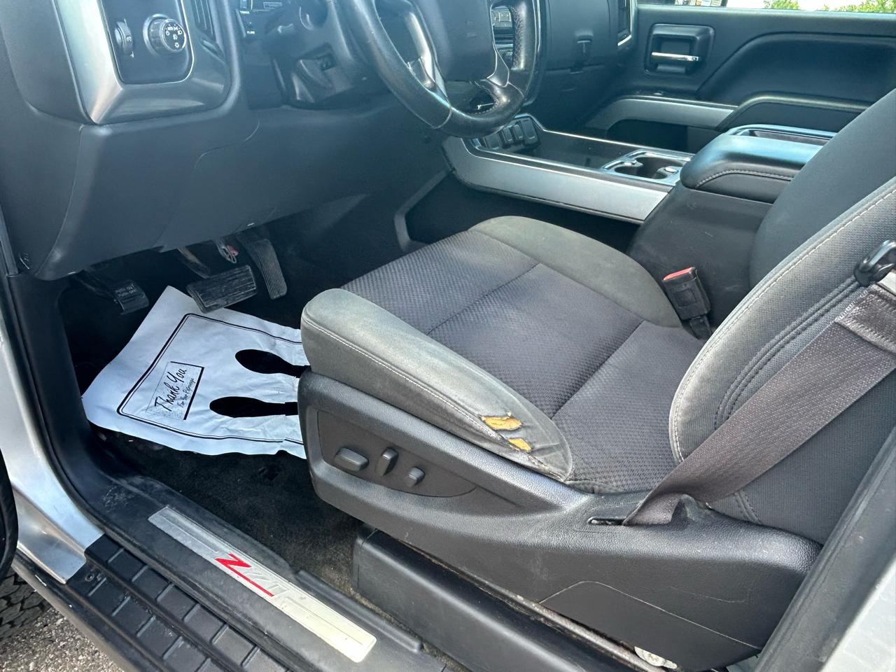 Chevrolet Silverado 2500HD Built After Aug 14 4WD Crew Cab 153.7" LT 2015