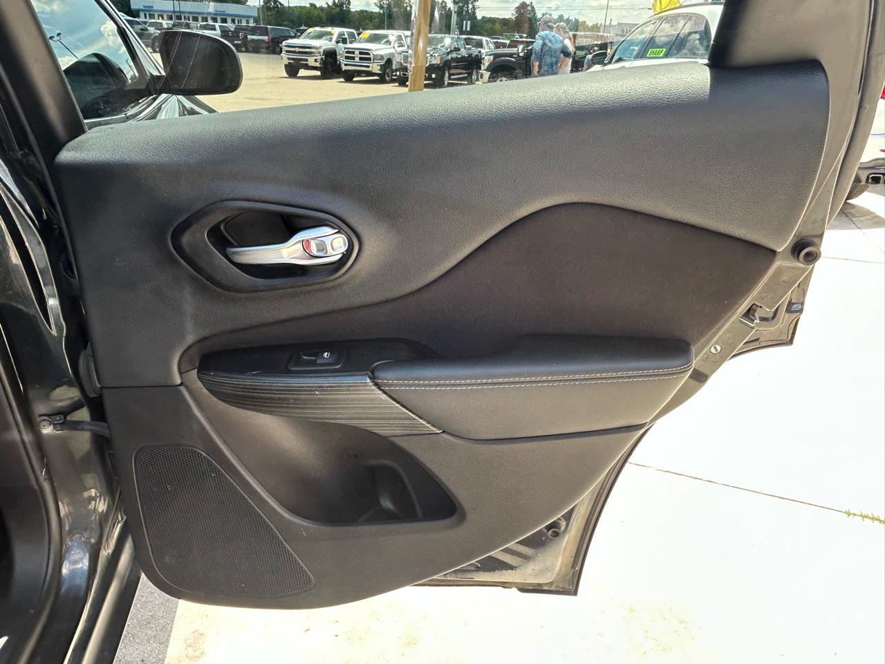 Jeep Cherokee FWD 4dr North 2014