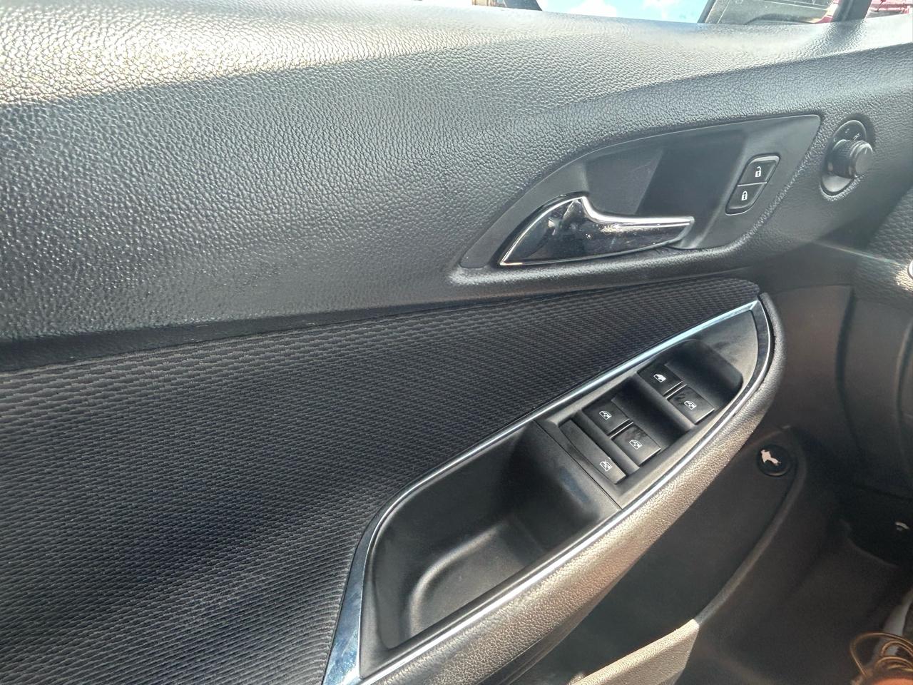 Chevrolet Cruze 4dr Sdn 1.4L LT w/1SD 2017