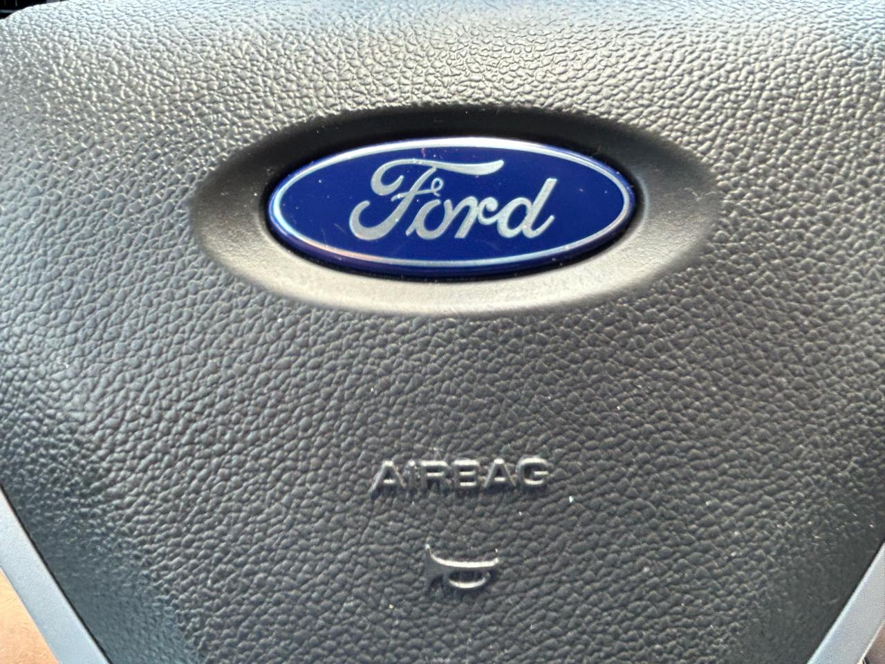 Ford Edge 4dr SE FWD 2012