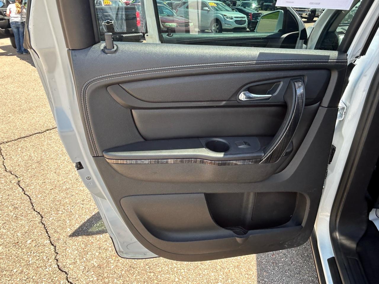 GMC Acadia AWD 4dr SLT w/SLT-1 2016
