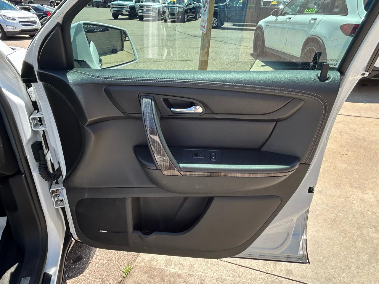 GMC Acadia AWD 4dr SLT w/SLT-1 2016