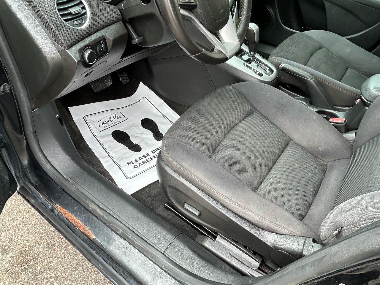 Chevrolet Cruze 4dr Sdn Auto 1LT 2013