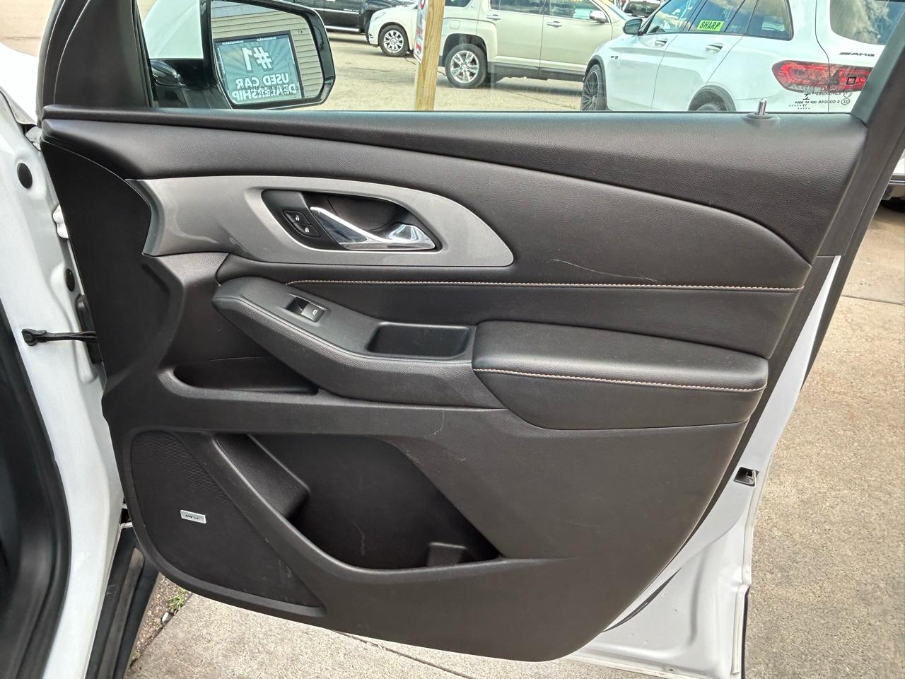 Chevrolet Traverse AWD 4dr LT Leather w/3LT 2018