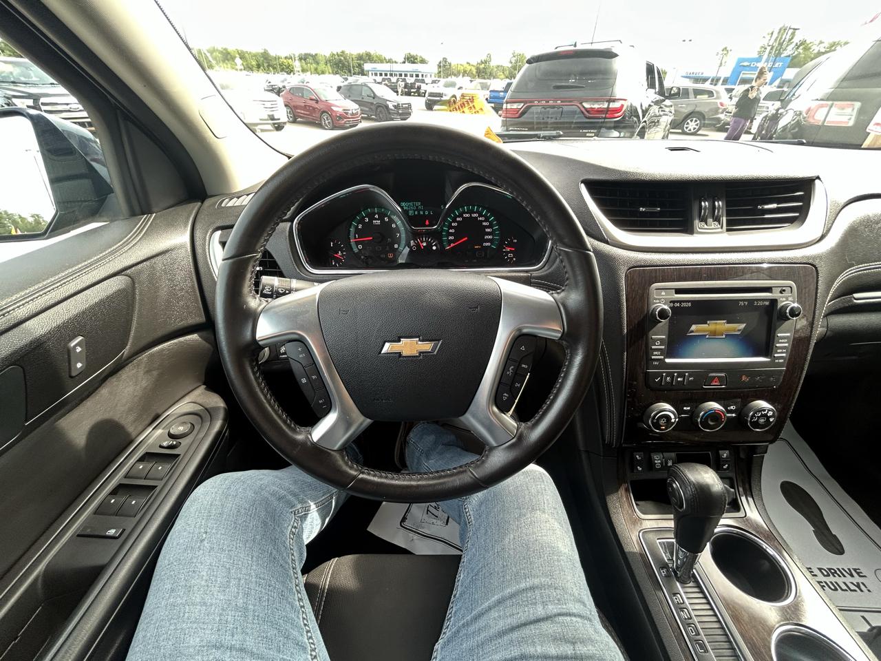 Chevrolet Traverse AWD 4dr LT w/1LT 2016