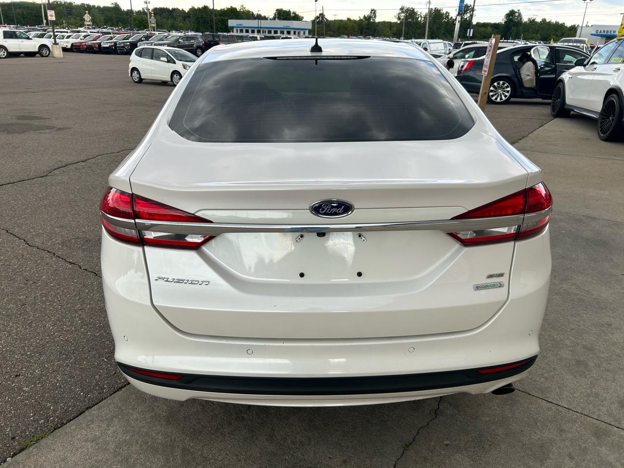 Ford Fusion SE FWD 2018