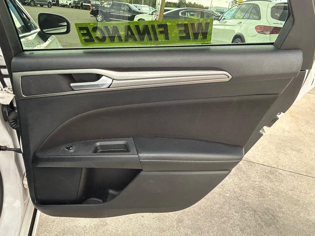 Ford Fusion SE FWD 2018